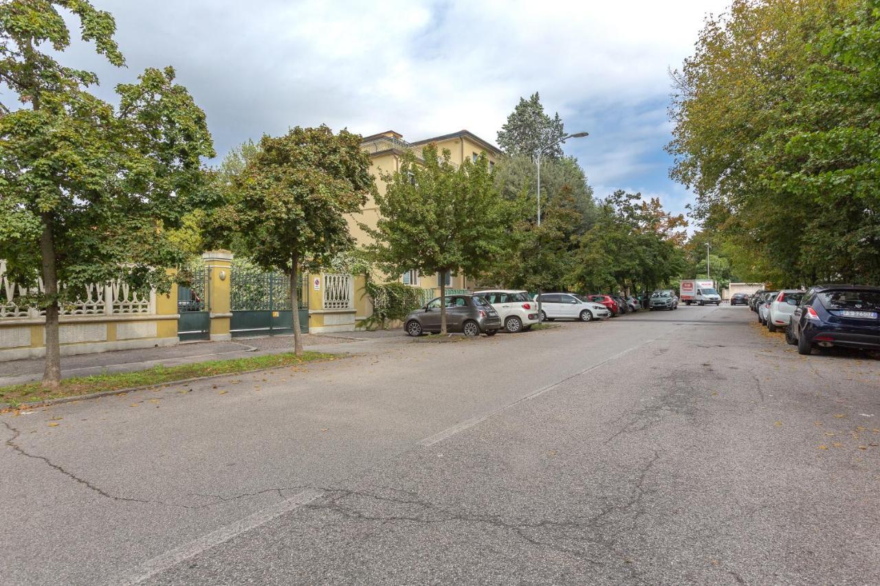 Ferrara A 5 Min Dalla Stazione Apartment X5 ภายนอก รูปภาพ